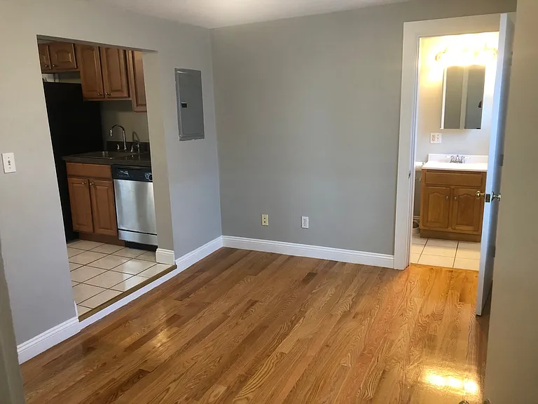 6R Salem St #5 — Photo 5