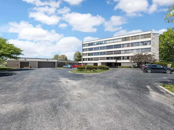 HOUSE 3F 820th Clb, North Liberty, IA 52317