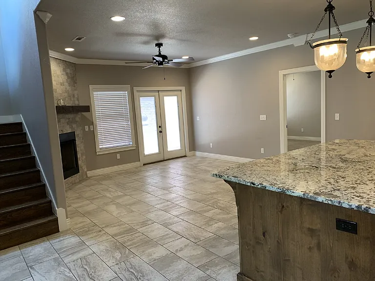 547 Salem Rd — Photo 5