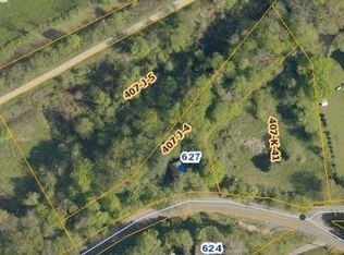 627/629 Seminary Ave, Oakdale, PA