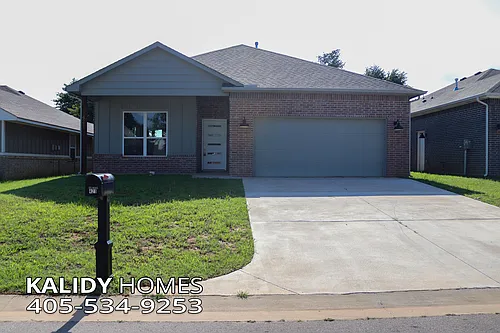 421 Remington Ave Photo 1