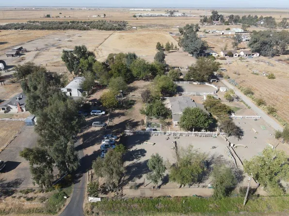 7089 Pleasant Grove Rd, Pleasant Grove, CA 95668