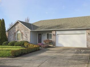 1099 Piper Sonoma St, Eugene, OR 97404