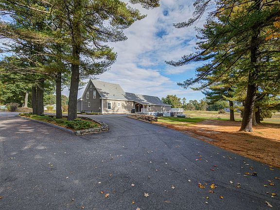 2nd image of 12 Clubhouse Drive