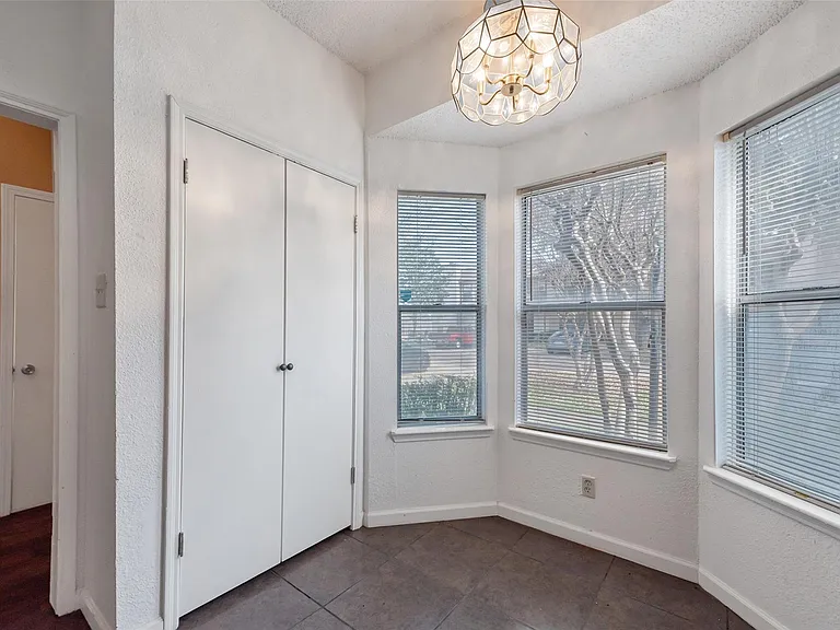 12400 Brookglade Cir #15 — Photo 4