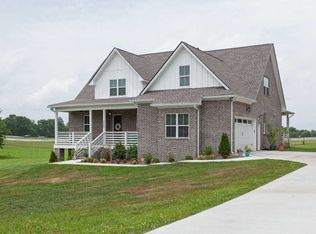 2900 Chasepointe Pl, Columbia, TN 38401