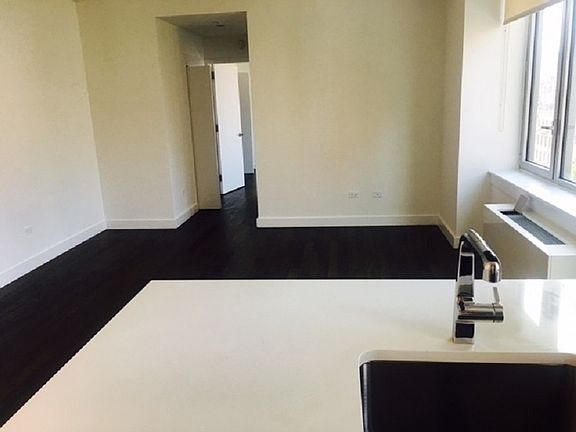5th image of 801 Amsterdam Ave APT 11D