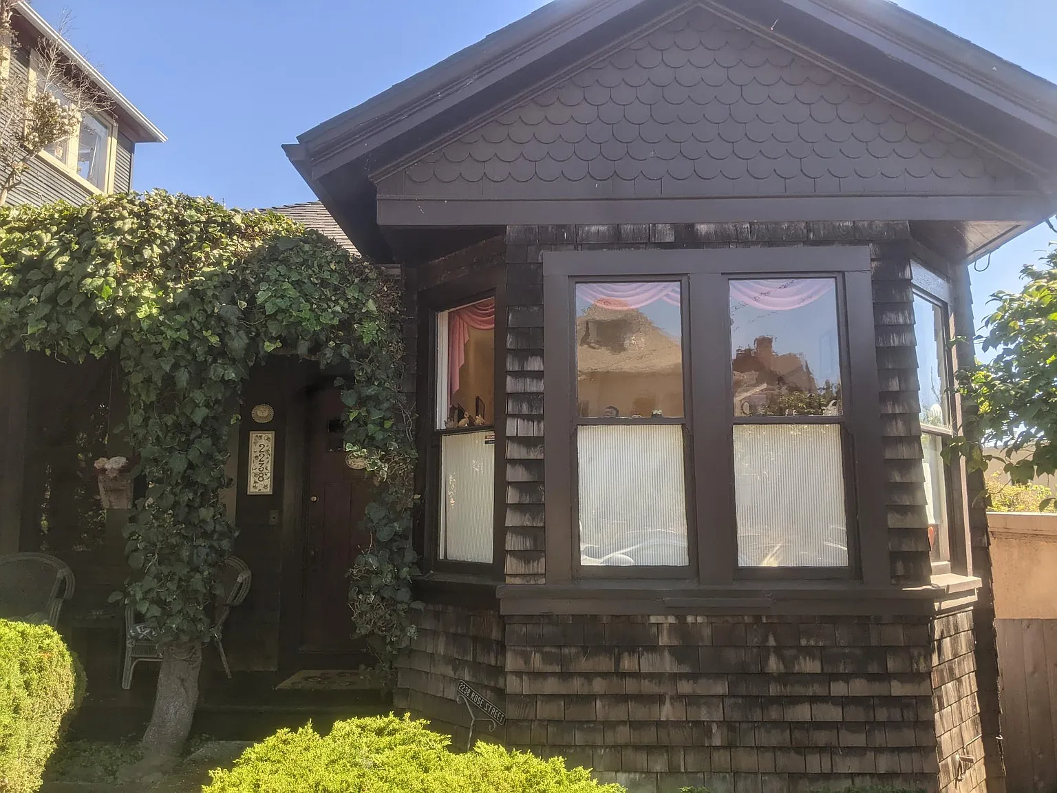 2 bed, 2000 sqft, $3,800 — Photo 2