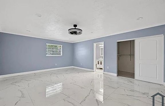 3rd image of 15775 N Miami Ave #1