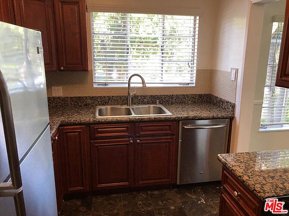 4th image of 1321 N Laurel Ave APT 3