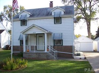 512 Roosevelt St, Creve Coeur, IL 61610