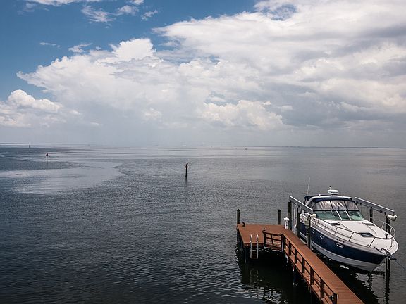 5th image of 3364 Coquina Key Dr SE