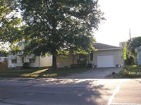 1st image of 812 N Broadwell Ave