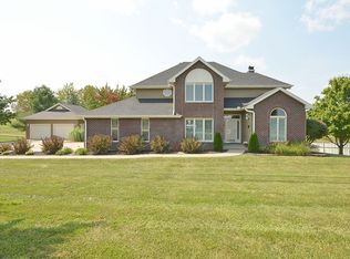 15170 Lakeport Ln, Smithville, MO 64089