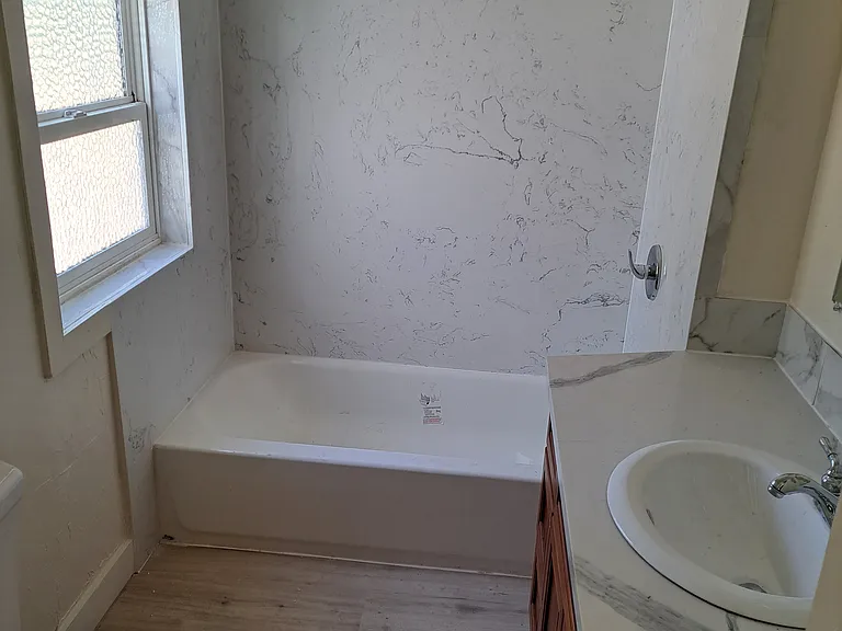 9601 Elk Grove Blvd — Photo 5