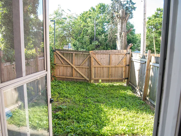 307 Muench St — Photo 31