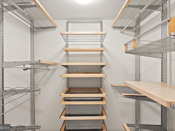 3rd image of 11760 Sunrise Valley Dr APT 212