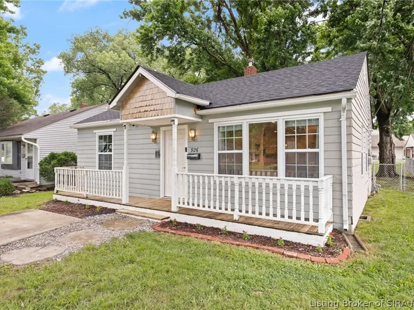 926 E 8th Street, Jeffersonville, IN 47130