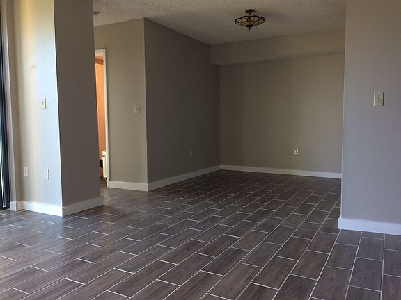 5th image of 11800 SW 18th St #508-4