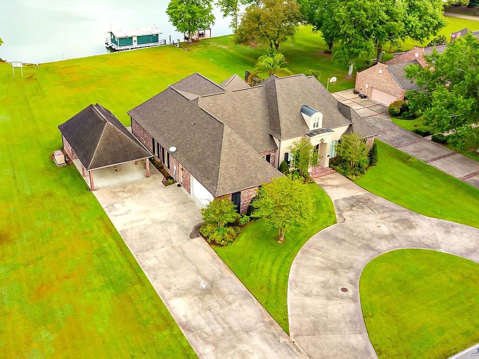 588 1/2 Fairview Dr, Berwick, LA 70342 Zillow