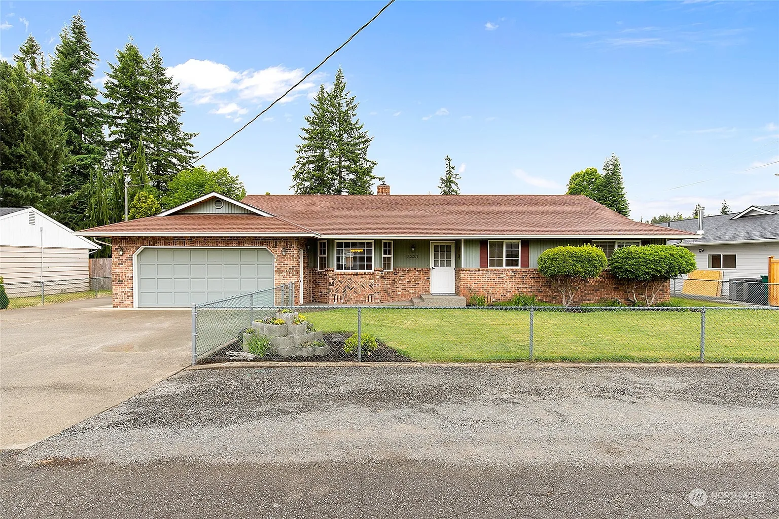 5221 74th Place NE photo 1