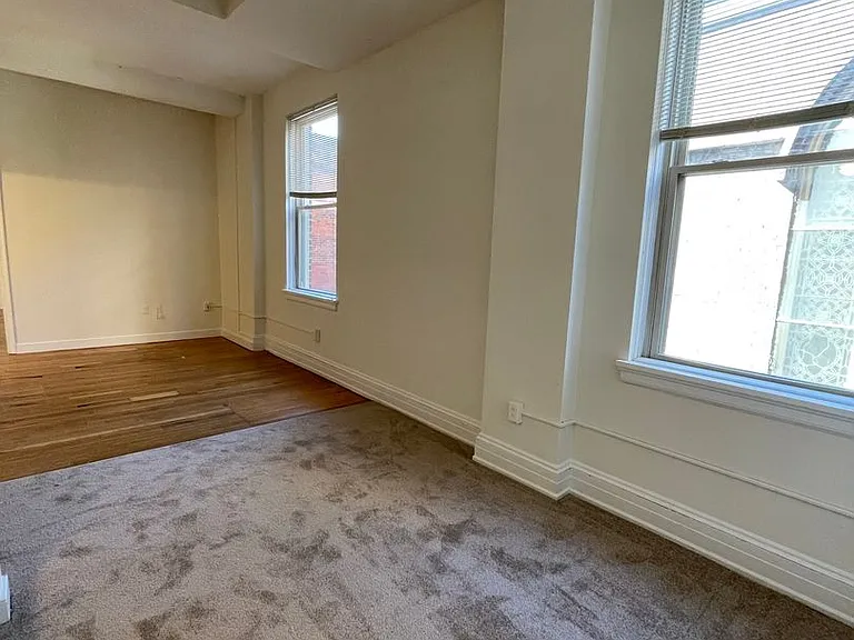 415 E. Grace Street — Photo 28