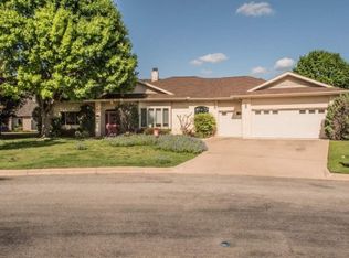 265 Braeburn Cir, Meadowlakes, TX 78654