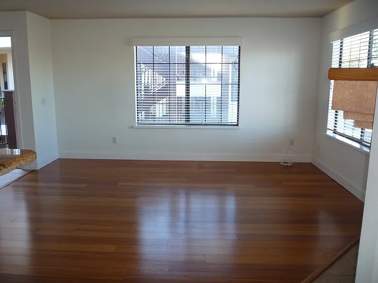 2828 Famosa Blvd #209 — Photo 3