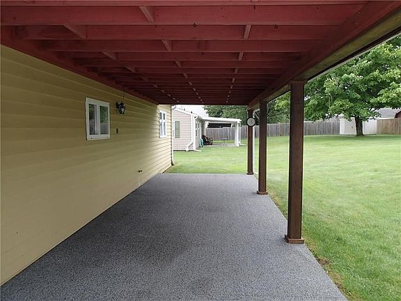 Huge covered back porch will accommodate all your needs!