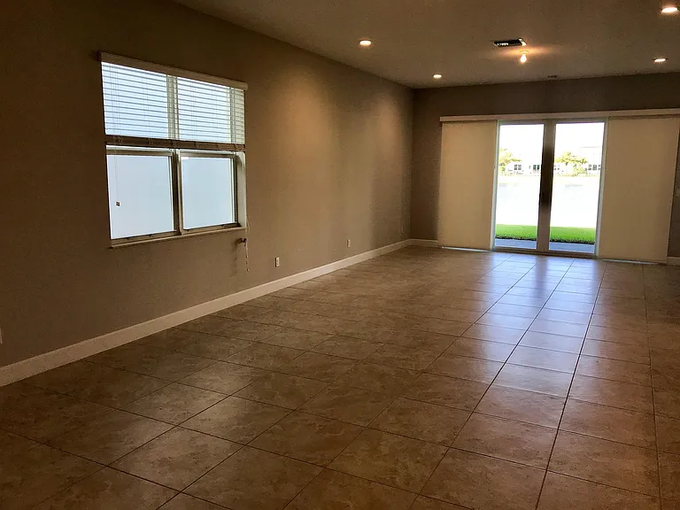 4845 Marston Ln — Photo 10