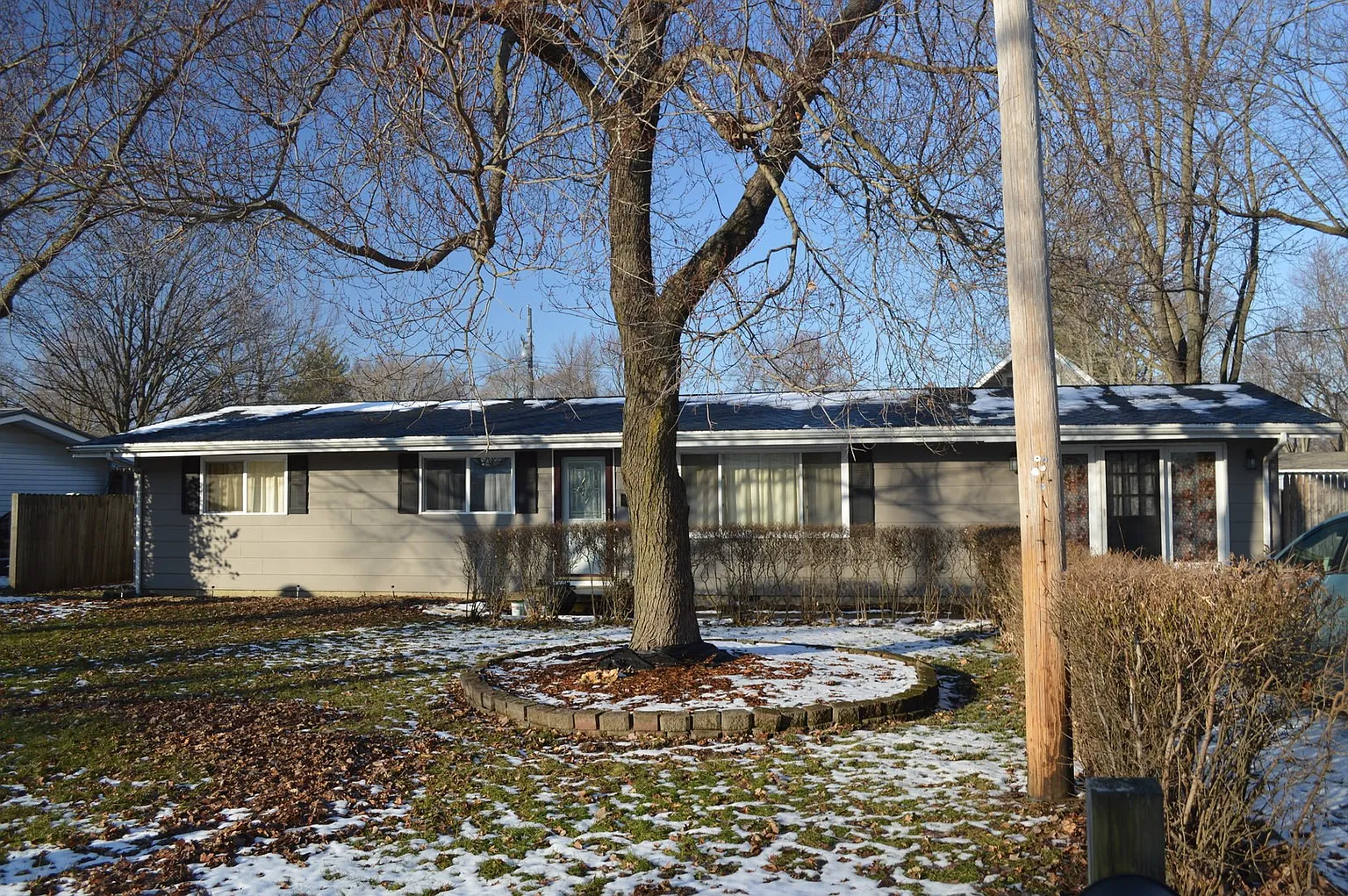 508 E Larmon St photo 1