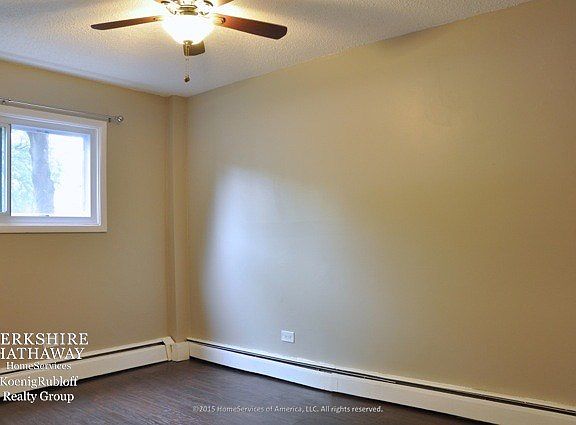 5th image of 4402 N Hermitage #2A