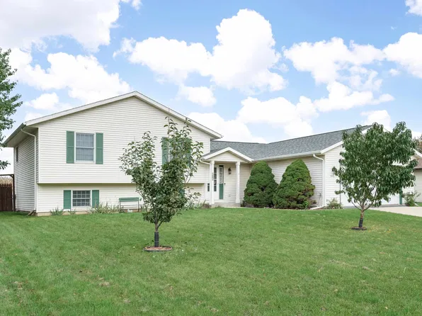 582 Rivendell Dr, Milton, WI 53563