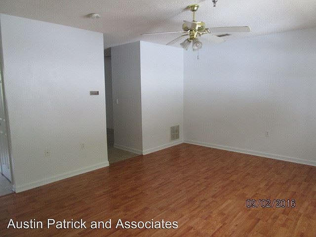 2nd image of 215 Meridian St APT 209