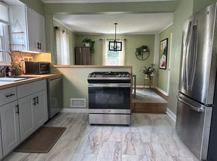 28 Beaver Hill Rd, Elmsford, NY 10523