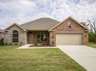 2671 Olive Ct, Siloam Springs, AR 72761