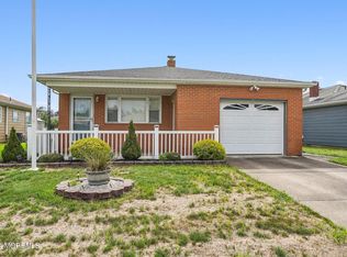 29 Boca Raton St, Toms River, NJ 08757