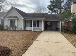 1117 Barnett Bend Dr, Brandon, MS 39047