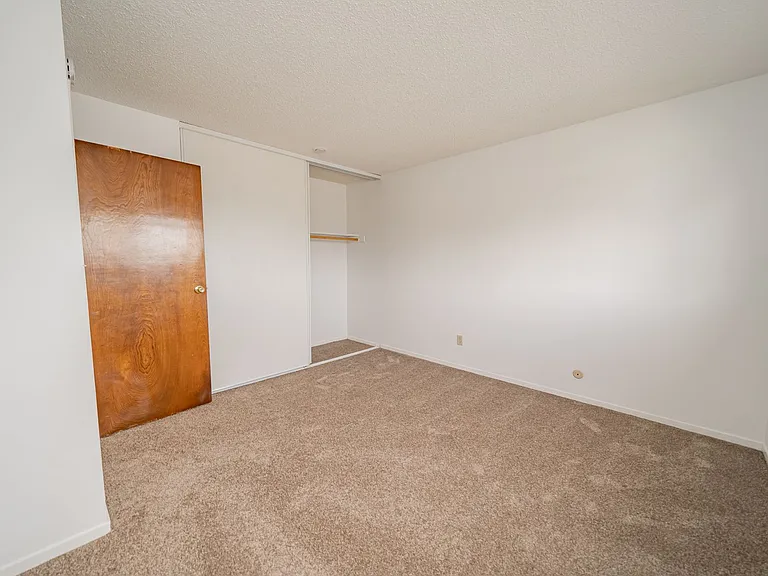 2509 Bartlett St — Photo 12