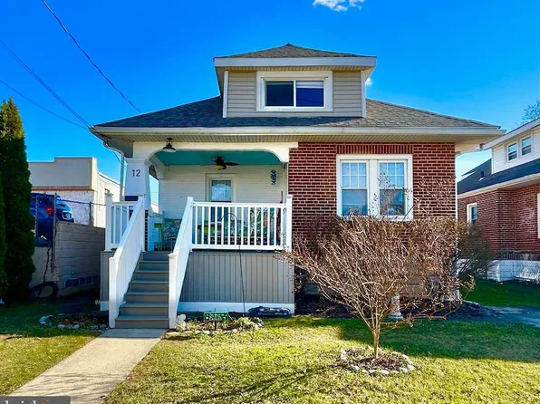 12 W 7th Ave, Runnemede, NJ 08078