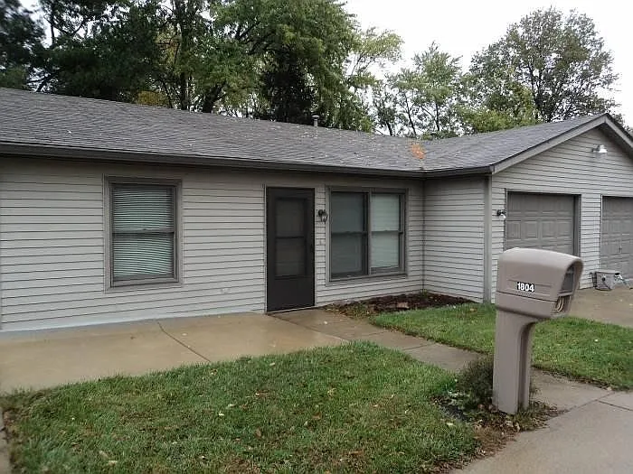 1808 Kraig Dr — Photo 1