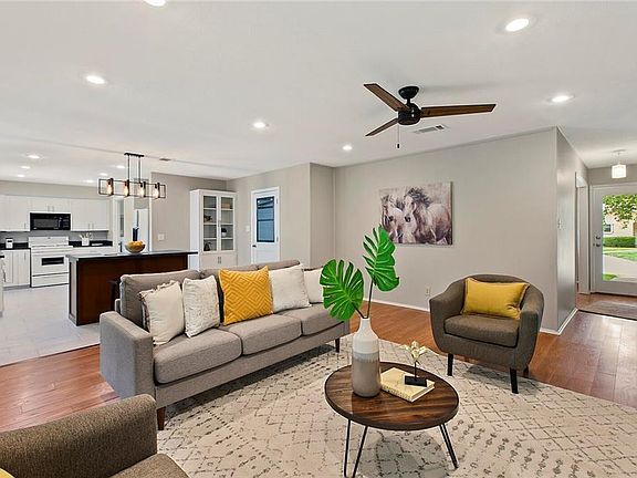 5th image of 8601 Stillwood Ln