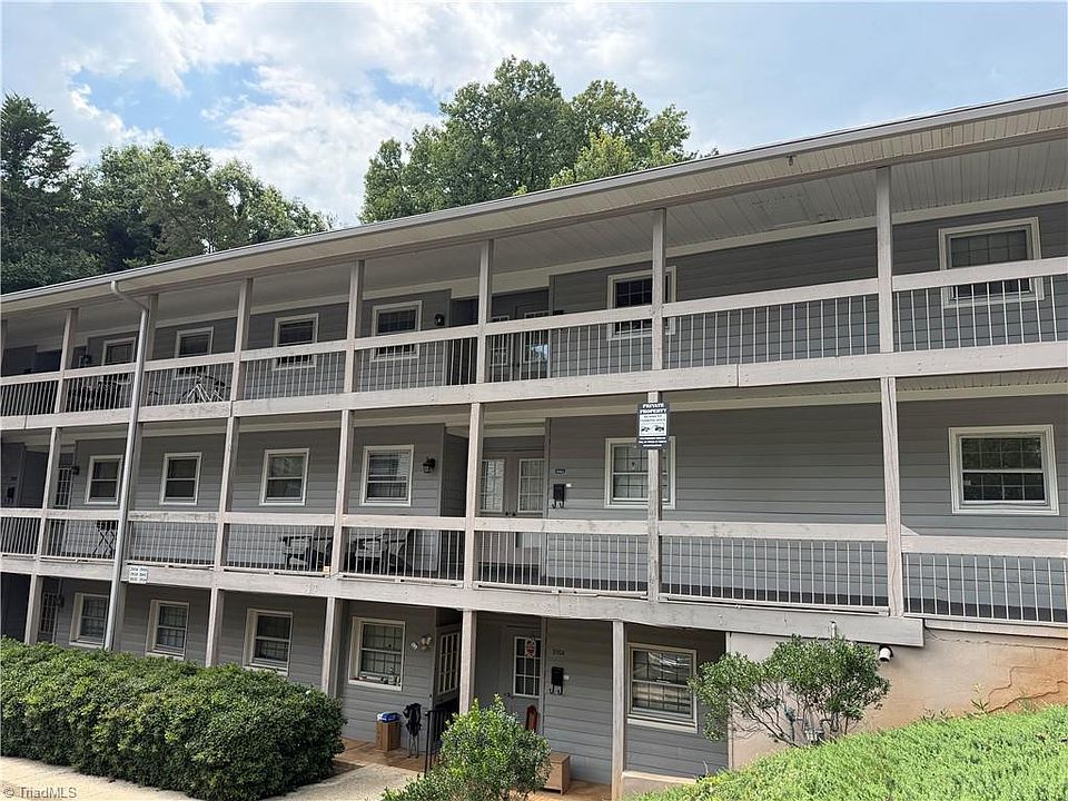 1st image of 2958 Ramsgate Ct