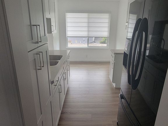 4th image of 111 Avenida Aragon #B