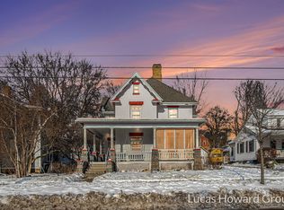 326 E Washington St, Ionia, MI 48846