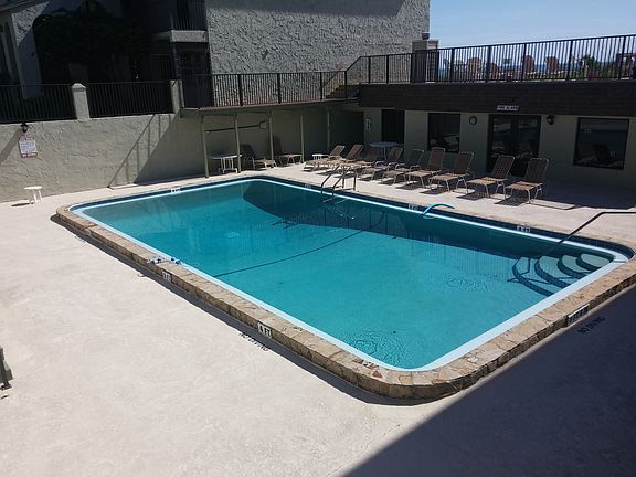 Oceanfront Community Pool