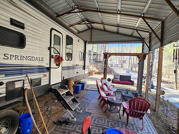 2nd image of 263 17th St