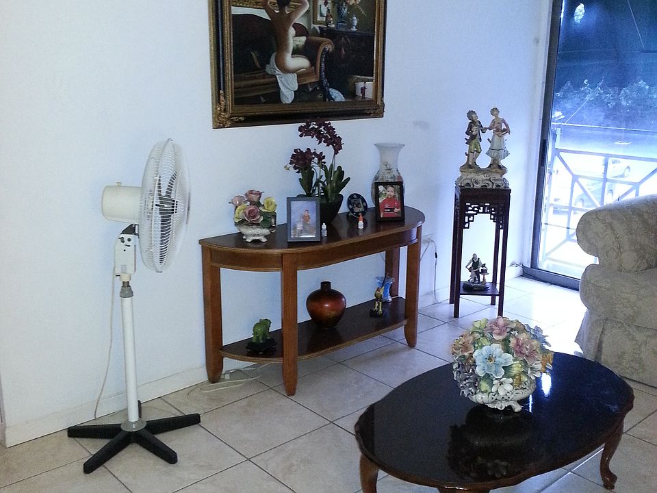 2nd image of 1500 Calle Federico Montilla N APT 309