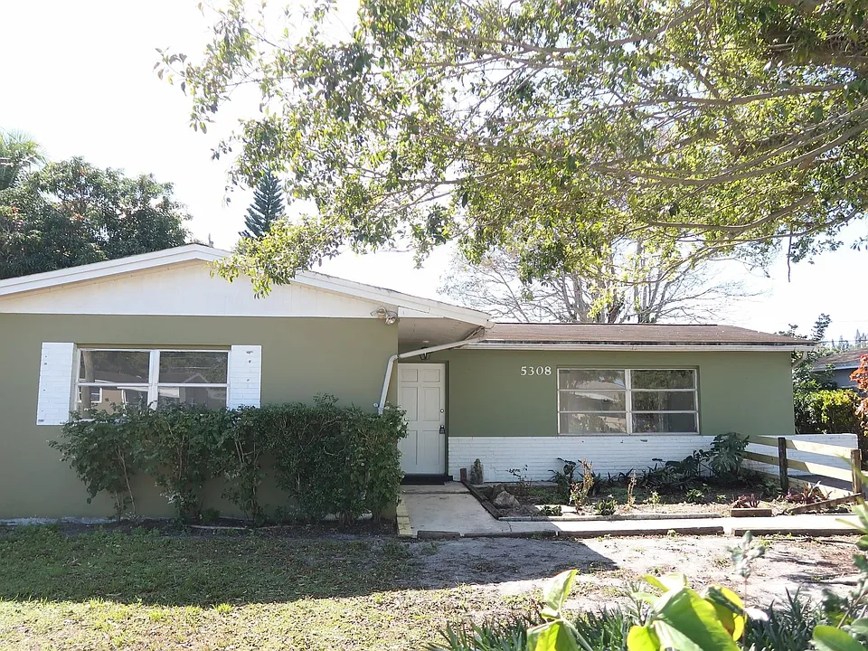 5308 Marcia Pl