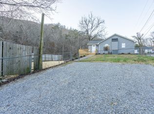 104 Bart Phillips Rd, Rocky Top, TN 37769